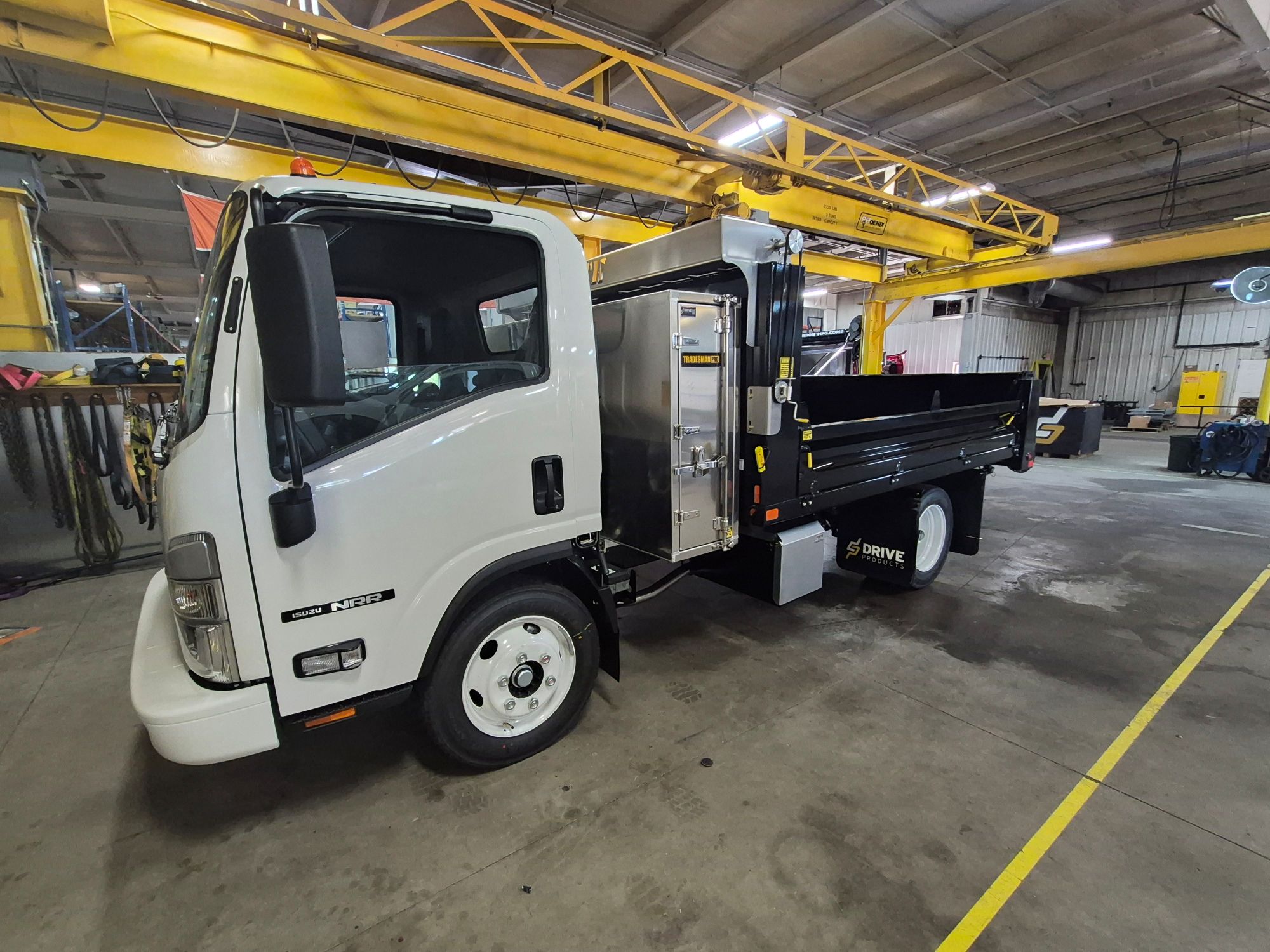 2026 Isuzu NRR - Voth 11'9 Steel Dump Body & Crossbox - ELKORD003546