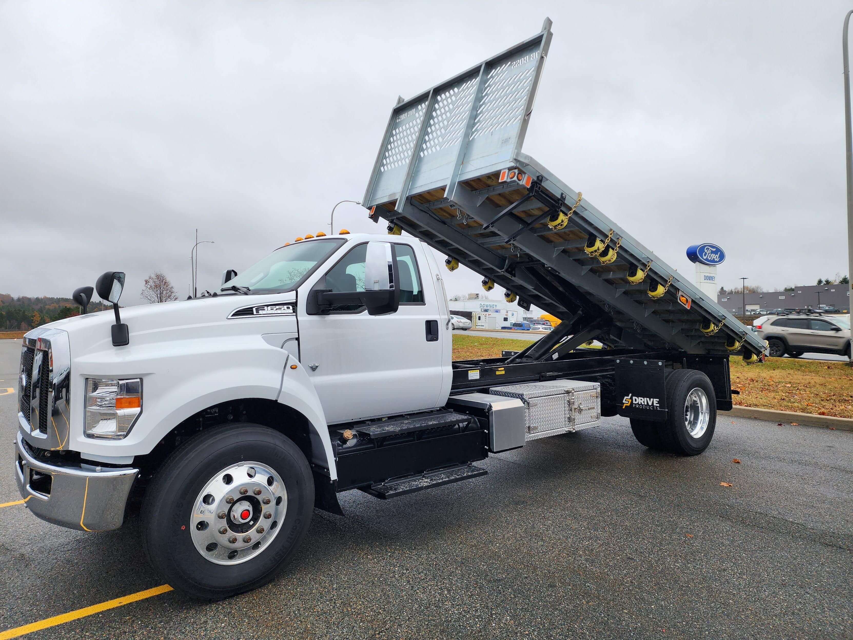 2024 Ford F650 - Job Boss 18' Galvanize Steel Dumping FlatDeck - MTNORD004381/MTNORD004382