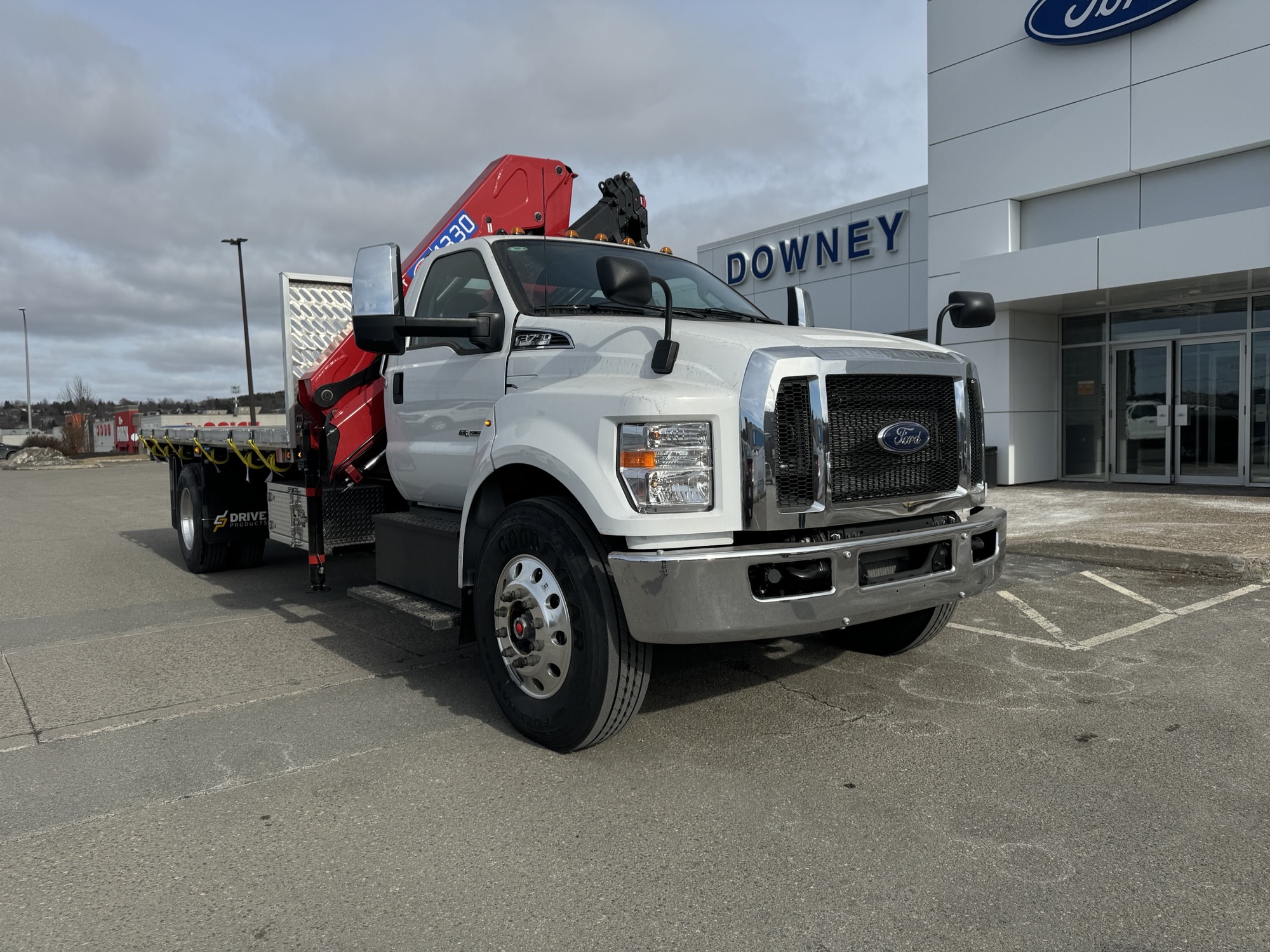 2023 Ford F750 - HMF 1330-K4 - 18" Aluminum Deck2023 Ford F750 - HMF 1330-K4 - 18" Aluminum Deck