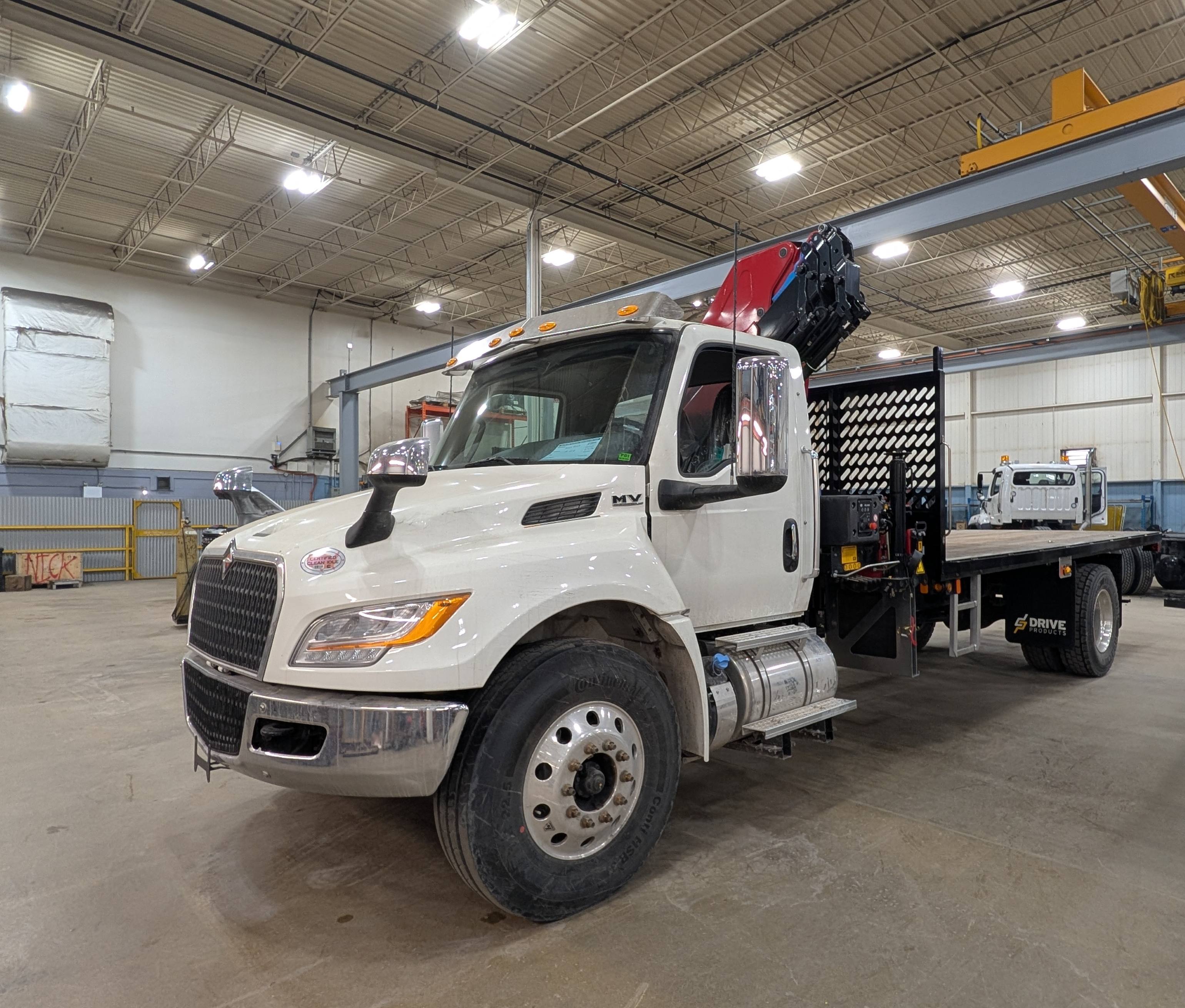 2027 International MV607 SBA- HMF 1330 Knuckleboom Crane & 18' Flatdeck