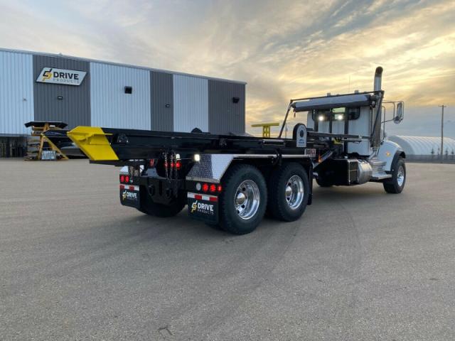 2025 Peterbilt 548 Bigmax Roll-Off CRO-35T Cable Hoist