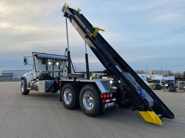 2025 Peterbilt 548 Bigmax Roll-Off CRO-35T Cable Hoist