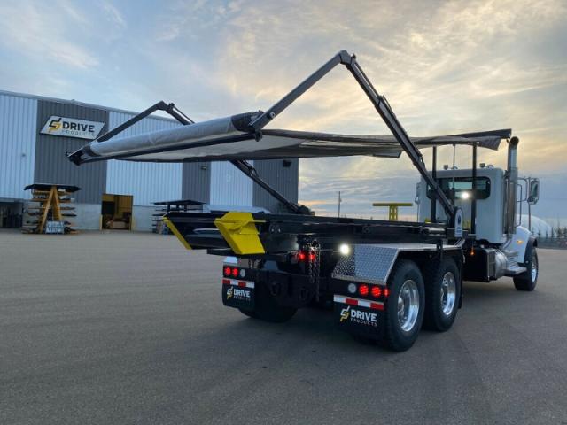 2025 Peterbilt 548 Bigmax Roll-Off CRO-35T Cable Hoist