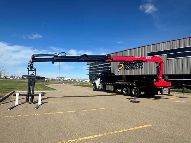 2024  Kenworth - 4 Story Wallboard HMF 2530L-RCS w/24' Deck