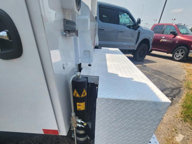 2024 Ford F600 - Voth 84&quot; CA Service Body w/ Stellar Crane 5021E - ELKORD001914