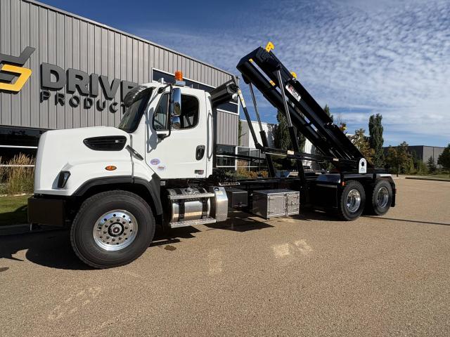 2025 Freightliner 108SD - BigMax 35T Cable Roll Off System