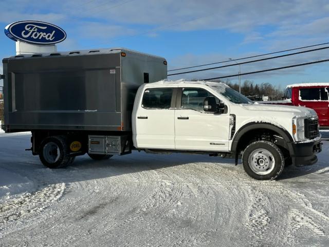 2026 FORD F550 Crew Cab - Voth Aluminum 13'9" Dumping Chipper Body