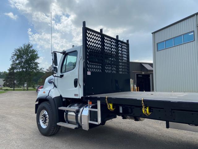 2025 Freightliner 108SD - Voth 25' Hitchhiker - ELKORD001924