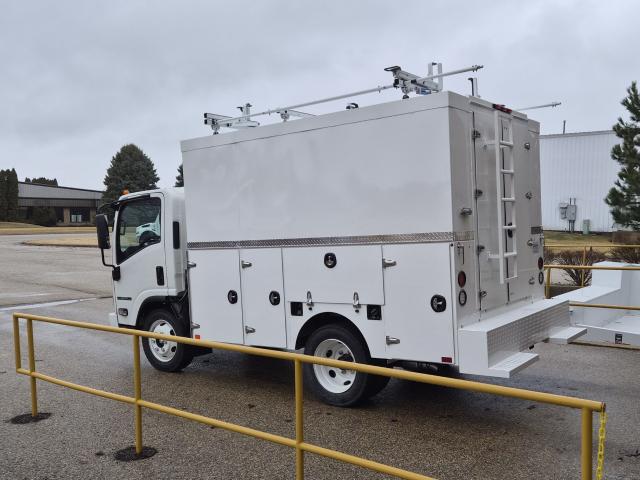 2026 Isuzu NPR - Voth 84CA Aluminum Enclosed Service Body - ELKORD003214