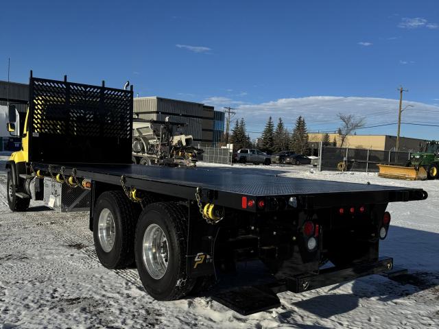 2025 Freightliner 108SD - Voth 25' Hitchhiker - CALORD139521