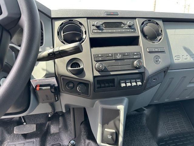 2025 Ford F750 - Voth 13'9&quot; Steel Dump Body