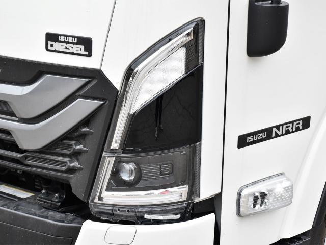 2025 Isuzu NRR 3V4 - Voth 11'9&quot; Aluminum Dump Body