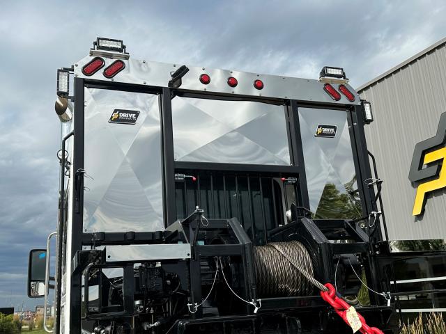 2026 Kenworth T880 Tri-Drive RN80 Tulsa Winch Tractor Rig Up