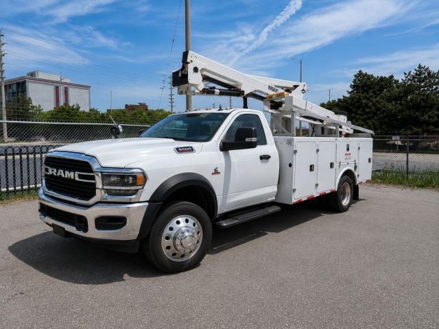 2026 Dodge Ram 5500- Versalift 40' SST 40 EIH - Voth Aluminum Service Body - CALORD146705