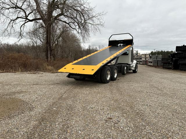 2023 Peterbilt 348 - Kargo King c8 Roll-Off Rental System - TORORD687907