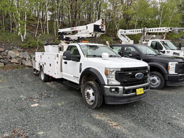 2022 Ford F550 - Versalift 40' SST 40 EIH - Fibrelgass Service Body